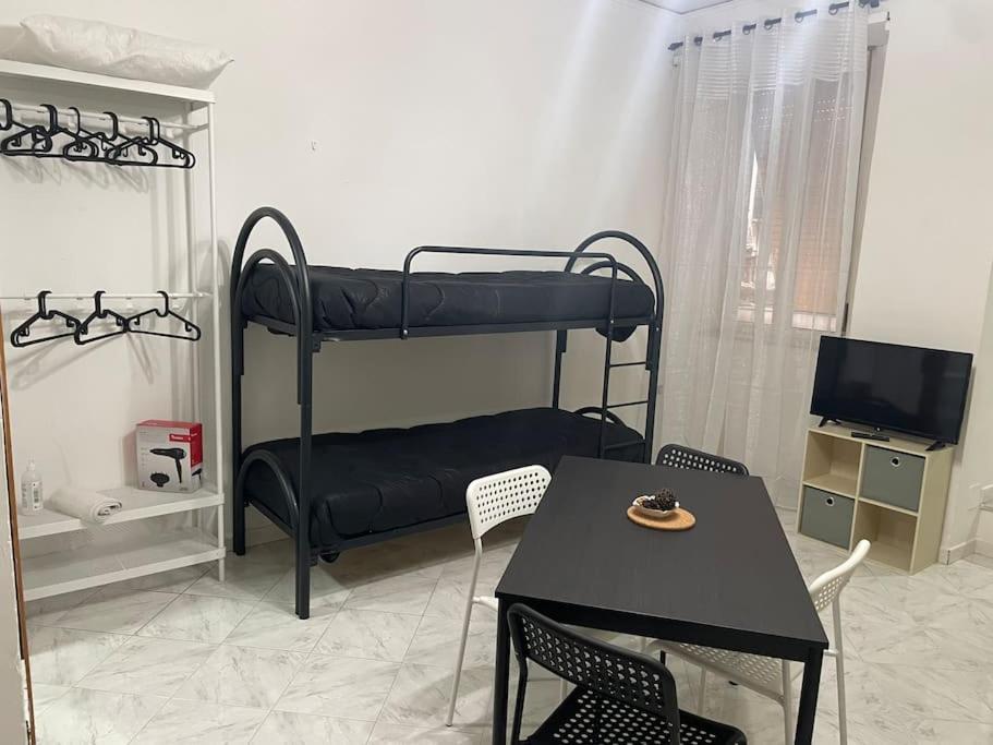 Emyesabi Apartment Naples Luaran gambar