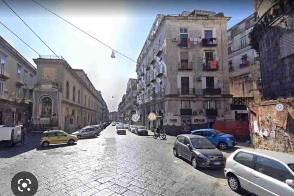 Emyesabi Apartment Naples Luaran gambar